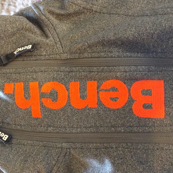 BENCH FULL AND 1/4 ZIP JACKET - Picture 3 of 9